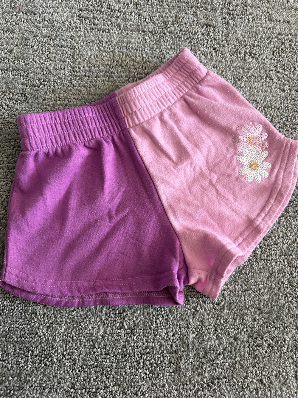 10 for $20🔥Girls Two-Tone Pink Daisy Knit Shorts